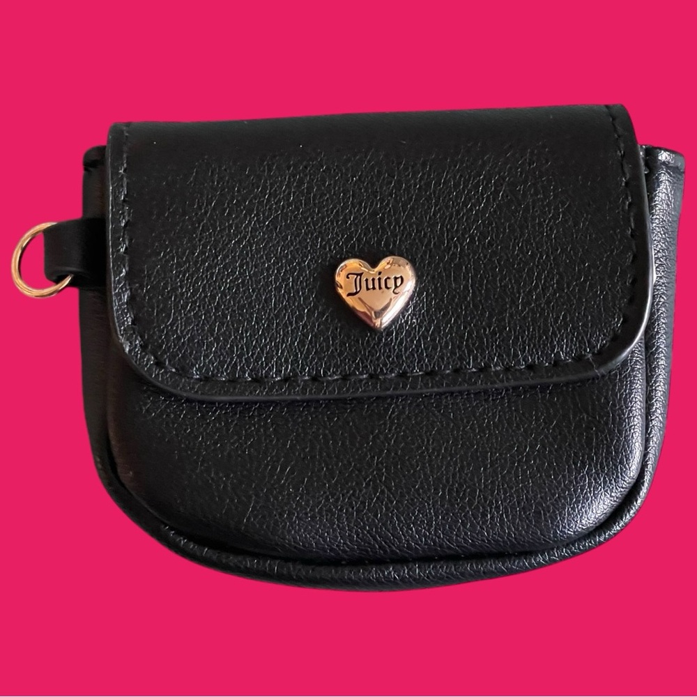 NWOT Juicy Couture Black Faux Leather Coin Purse Pouch / Compact Size Snaps